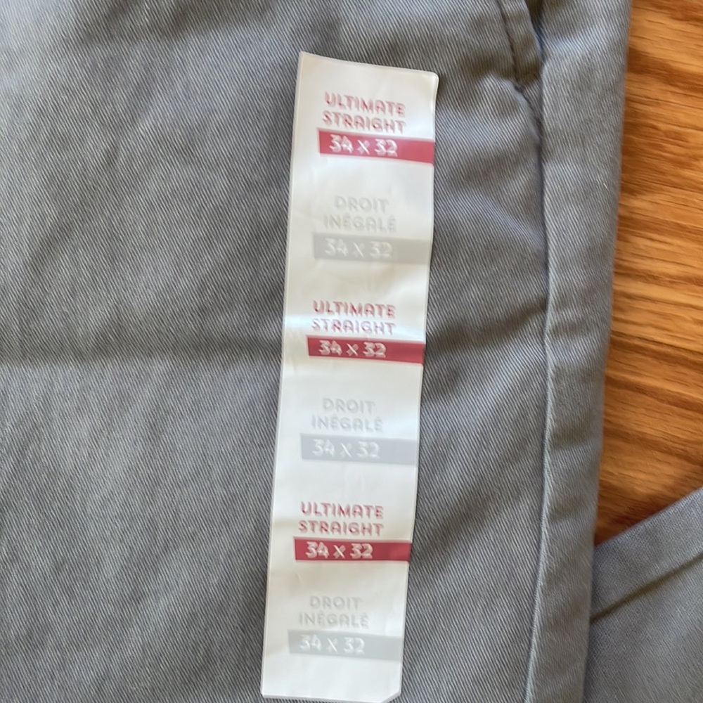 NWT Old Navy Gray Ultimate Straight Flat Front Khakis Size 34 x 32 - Picture 2 of 10